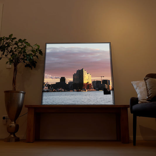 Hamburg Elbphilharmonie bei Sonnenuntergang