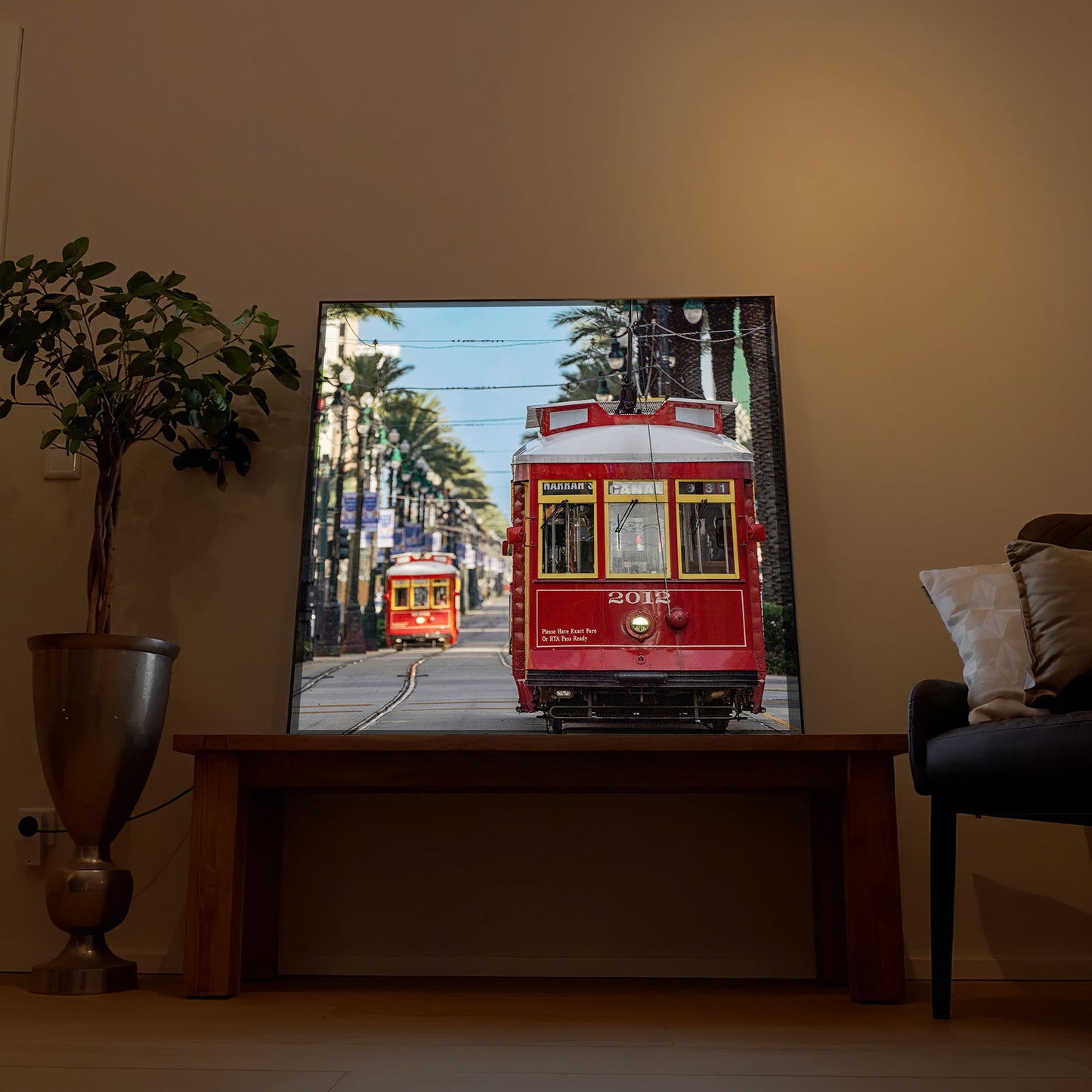 Rote Straßenbahn in New Orleans