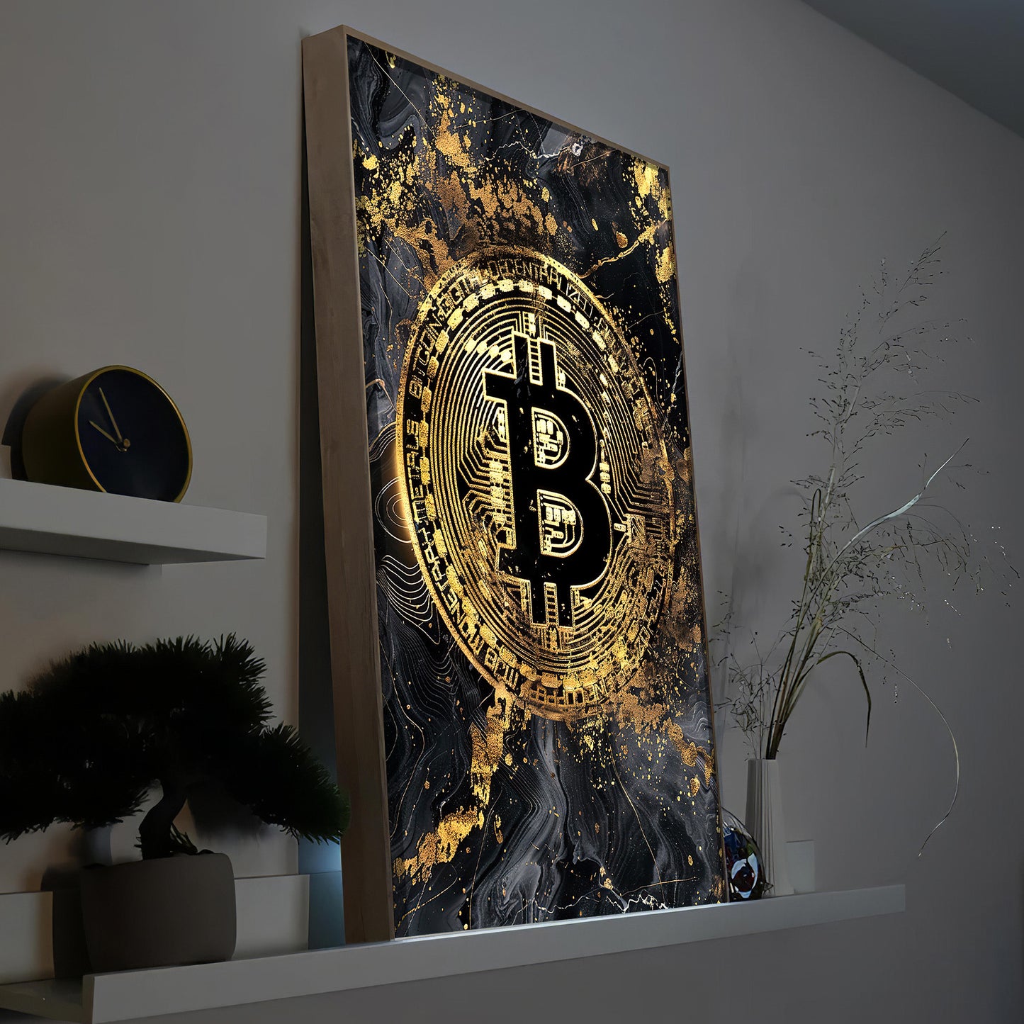 Golden Bitcoin in Marmor