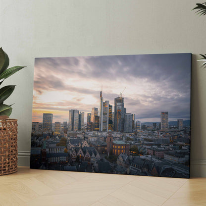 Frankfurt am Main - Skyline am Abend - Poster oder Leinwand