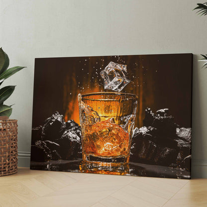 Whisky Glas mit Eiswürfeln - Poster oder Leinwand